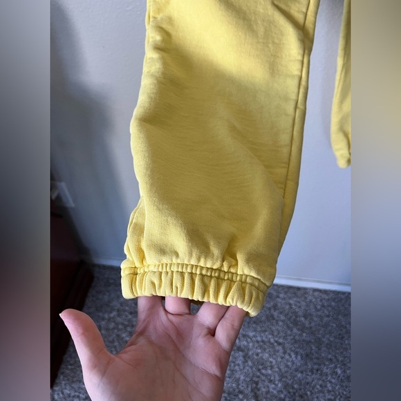 Talentless Elementary Yellow Jogger Sweatpants in Women’s Size M - Picture 5 of 16